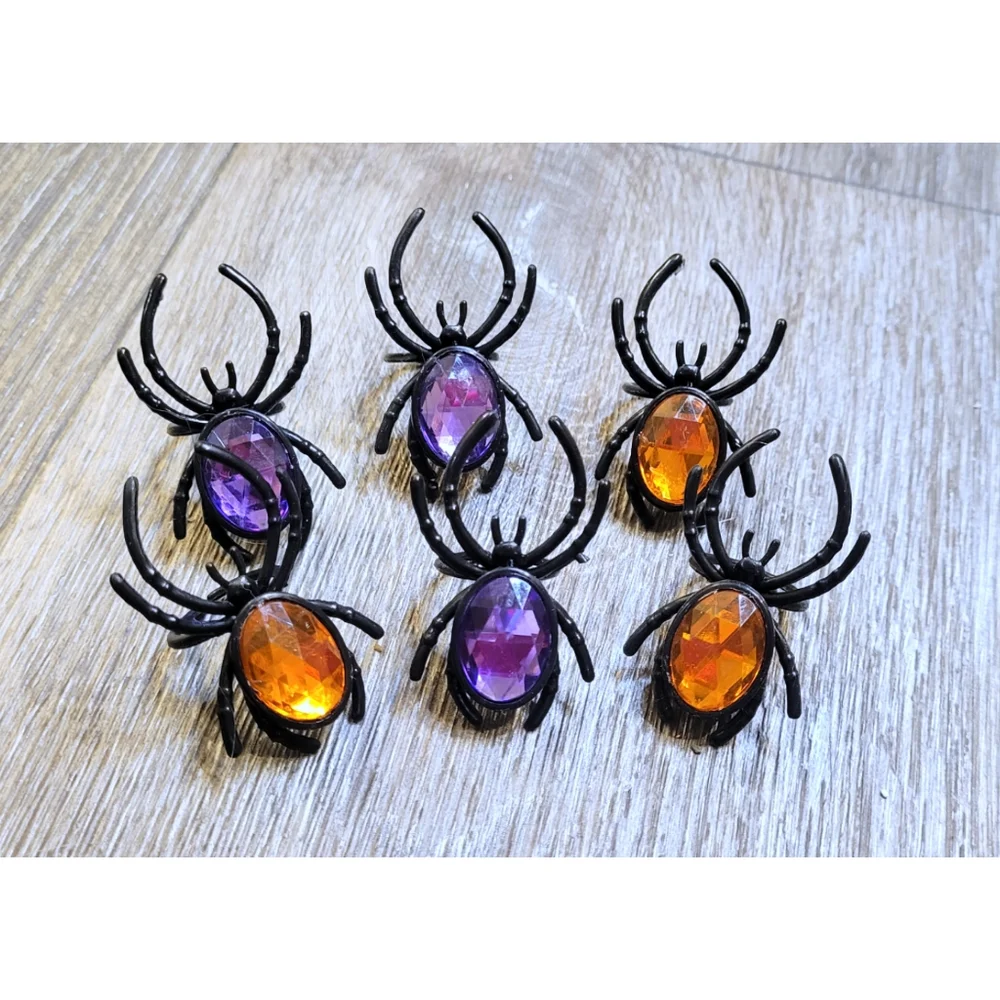 set 6 spider rings
